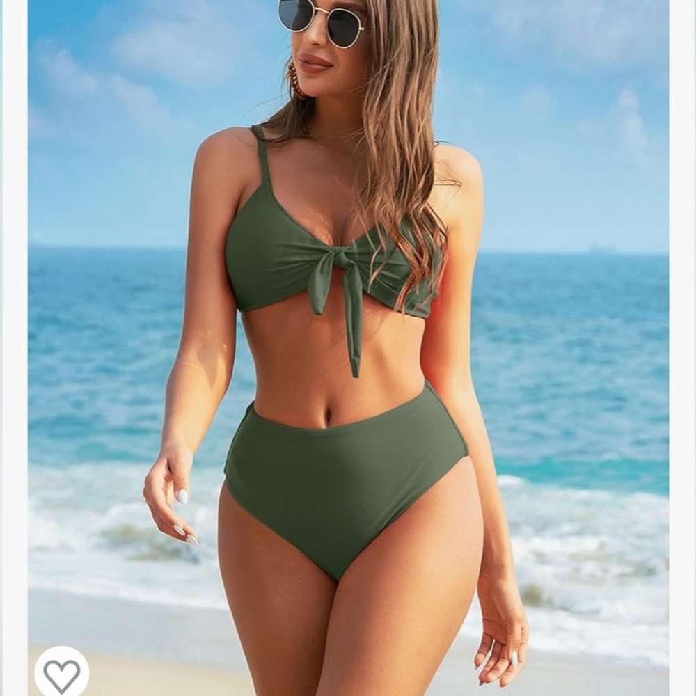 Green bikini set